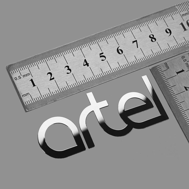 メタルステッカーロゴ