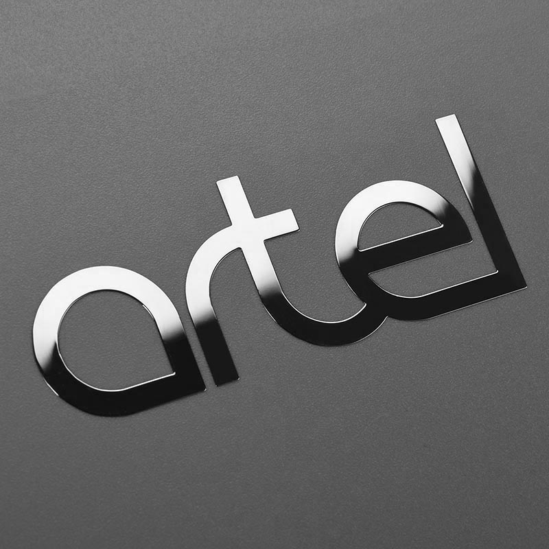 メタルステッカーロゴ